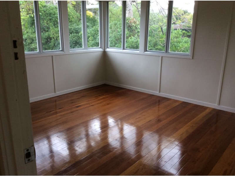 32 NEWMAN STREET, Gailes QLD 4300