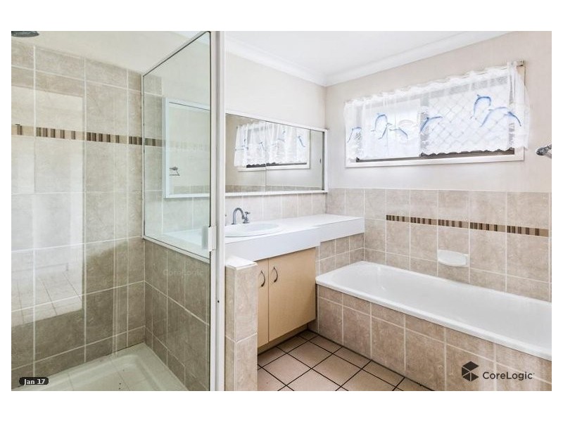 27 Reerden Street, Collingwood Park QLD 4301