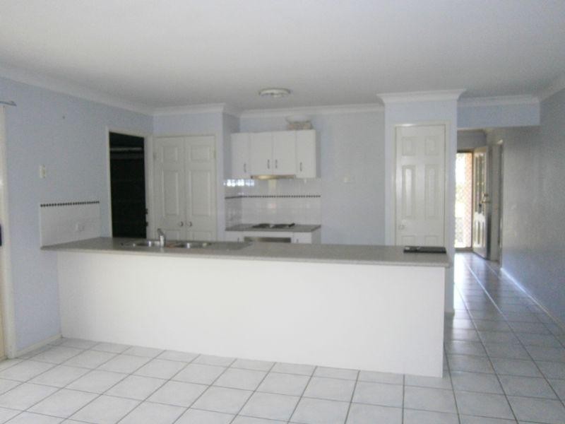 85 Sandalwood Drive, Yamanto QLD 4305