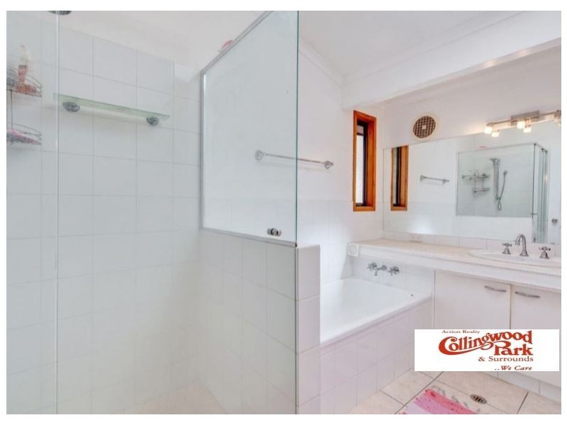 9 Milgate Street, Collingwood Park QLD 4301