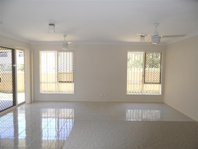 4 Stack Street, Collingwood Park QLD 4301