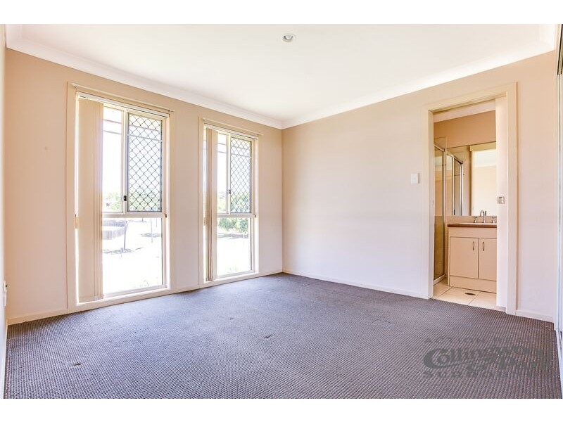 235 Eagle Street, Collingwood Park QLD 4301