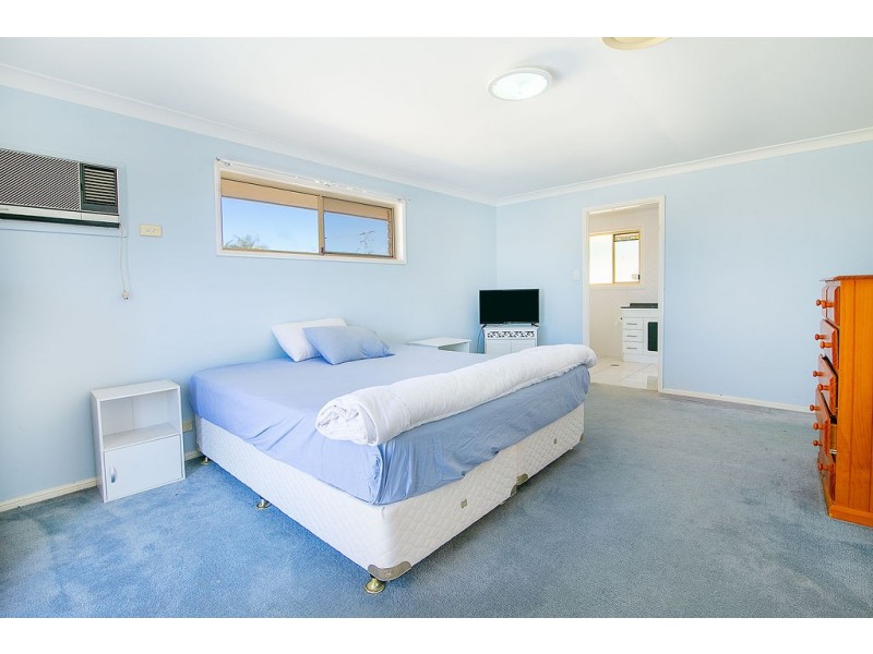 18 FISHER STREET, Collingwood Park QLD 4301