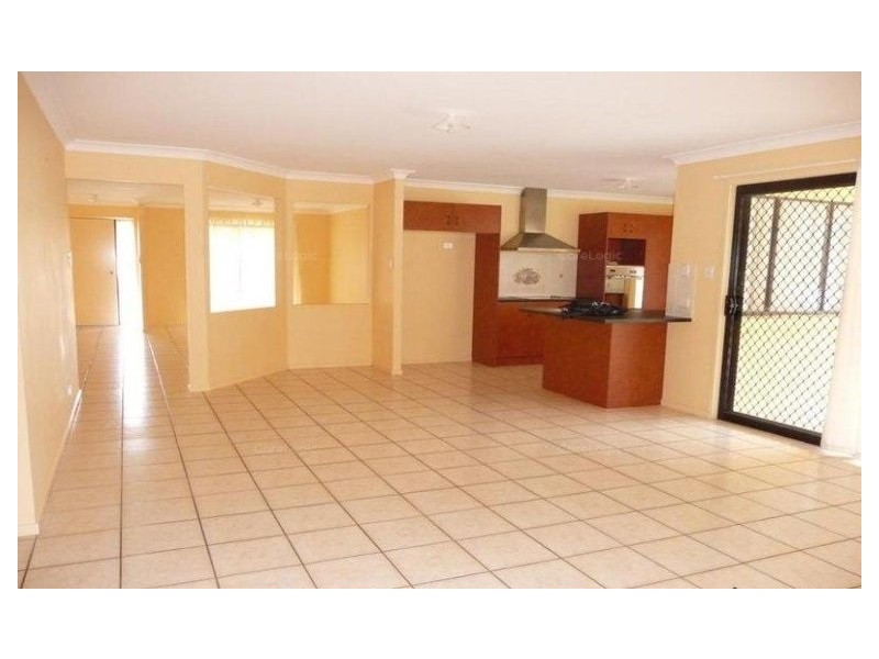 14 Macswiney Street, Collingwood Park QLD 4301