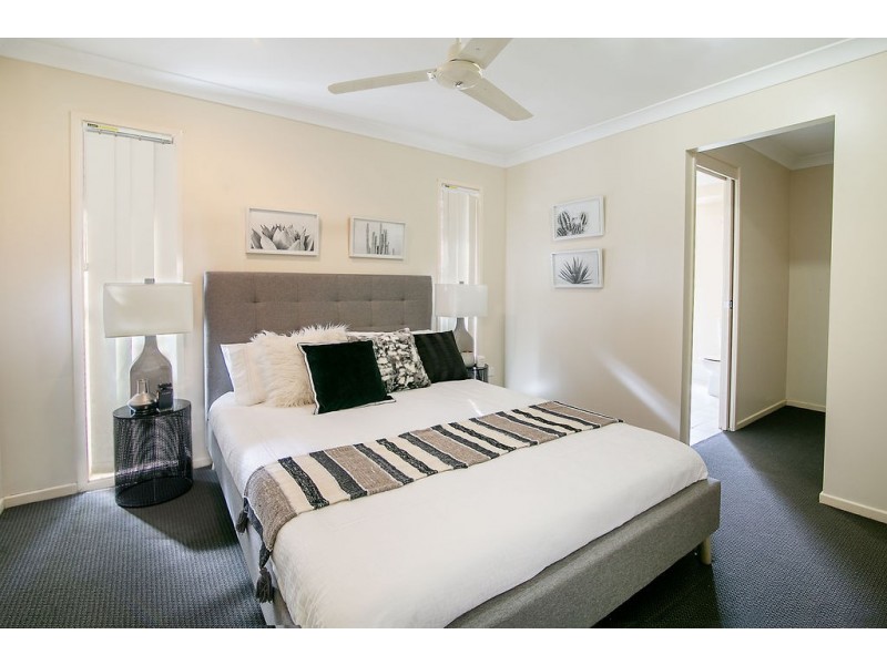 25 Higgins Street, Collingwood Park QLD 4301