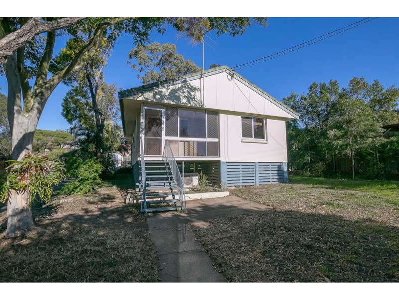 15 Gibbs Street, Riverview QLD 4303
