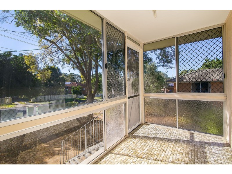 15 Gibbs Street, Riverview QLD 4303