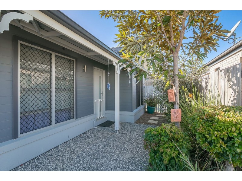 54 Cordeaux Crescent, Redbank Plains QLD 4301