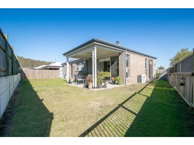 54 Cordeaux Crescent, Redbank Plains QLD 4301