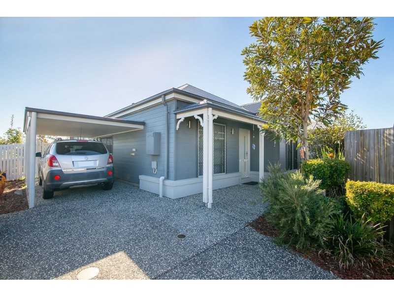 54 Cordeaux Crescent, Redbank Plains QLD 4301