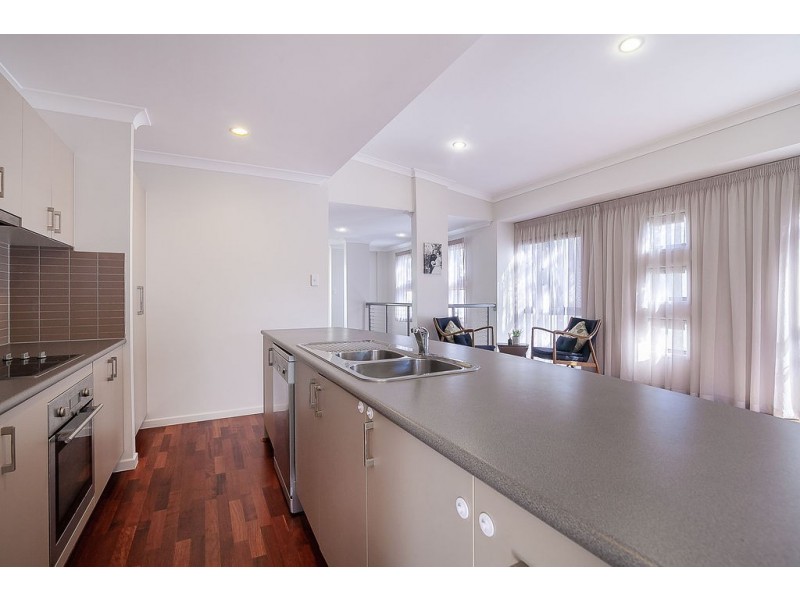 5 Heathwood Place, Collingwood Park QLD 4301