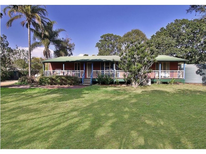 109 Lockyer View Road, Wivenhoe Pocket QLD 4306