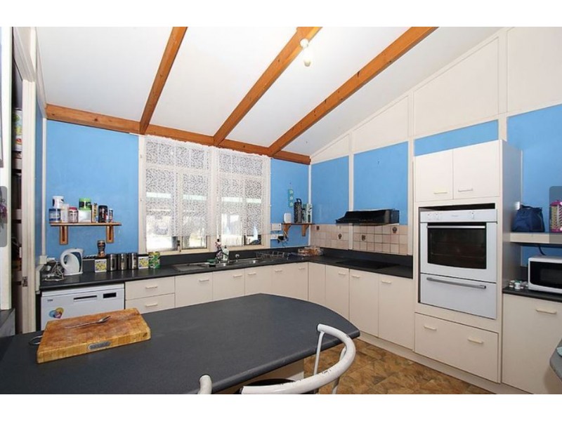 109 Lockyer View Road, Wivenhoe Pocket QLD 4306