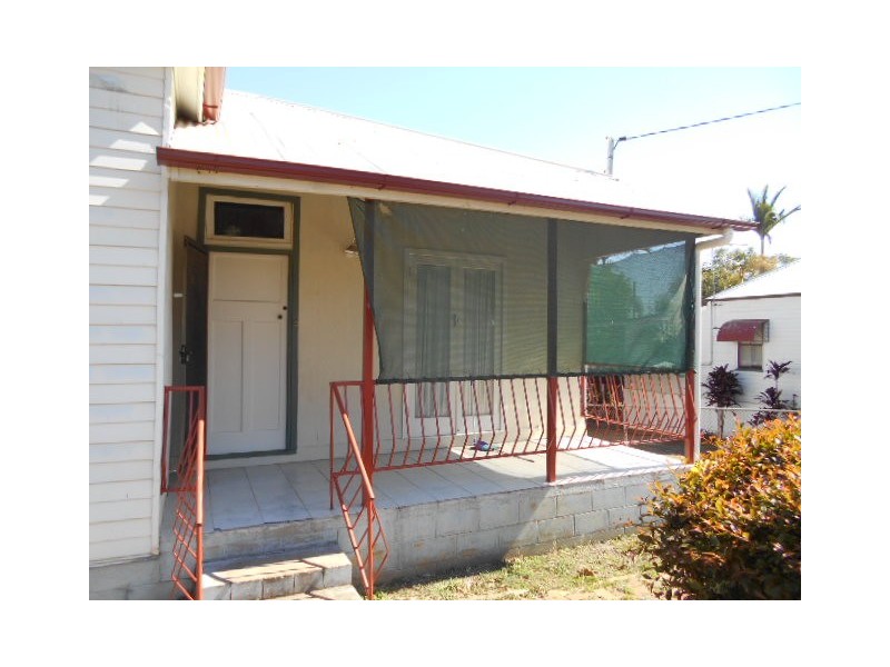 4 William Street, Bundamba QLD 4304