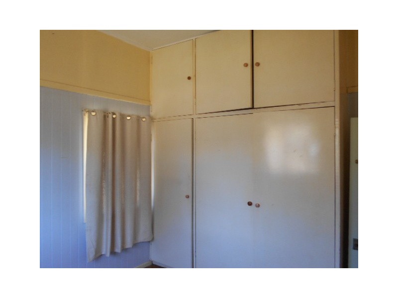 4 William Street, Bundamba QLD 4304