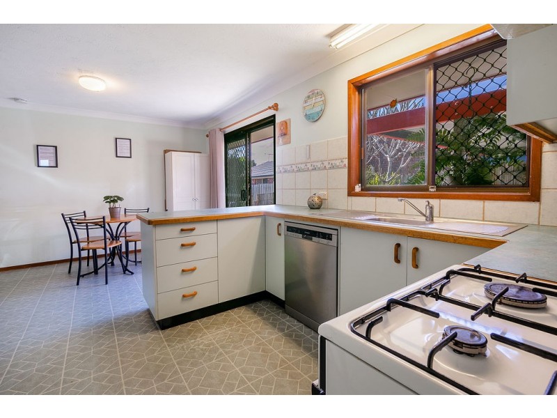 77 COLLINGWOOD DRIVE, Collingwood Park QLD 4301