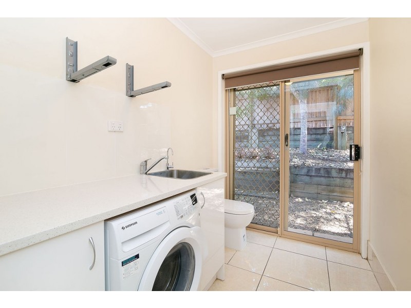 8 Hawke Avenue, Collingwood Park QLD 4301