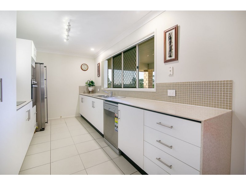 2 Foundation Street, Collingwood Park QLD 4301