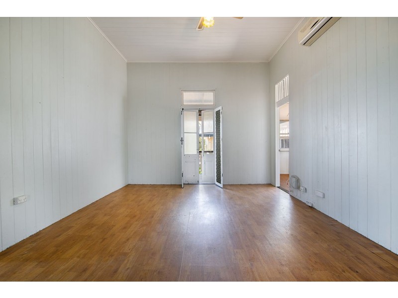 6 Mccosker Street, Riverview QLD 4303