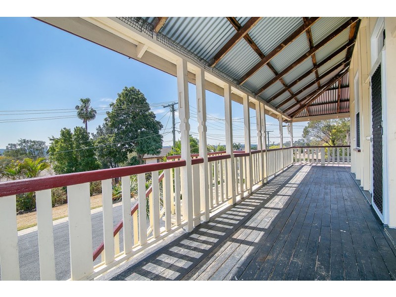 6 Mccosker Street, Riverview QLD 4303