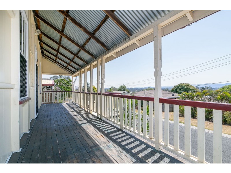 6 Mccosker Street, Riverview QLD 4303