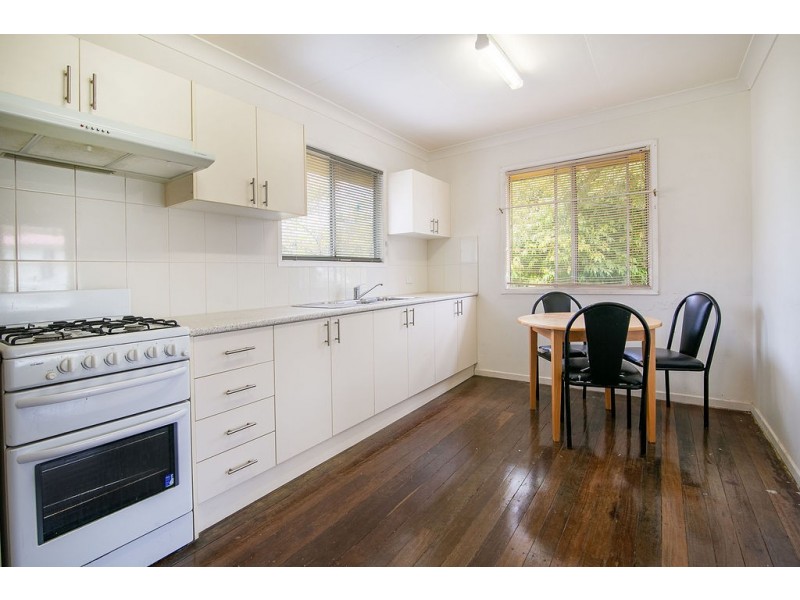 31 Damian Street, Gailes QLD 4300