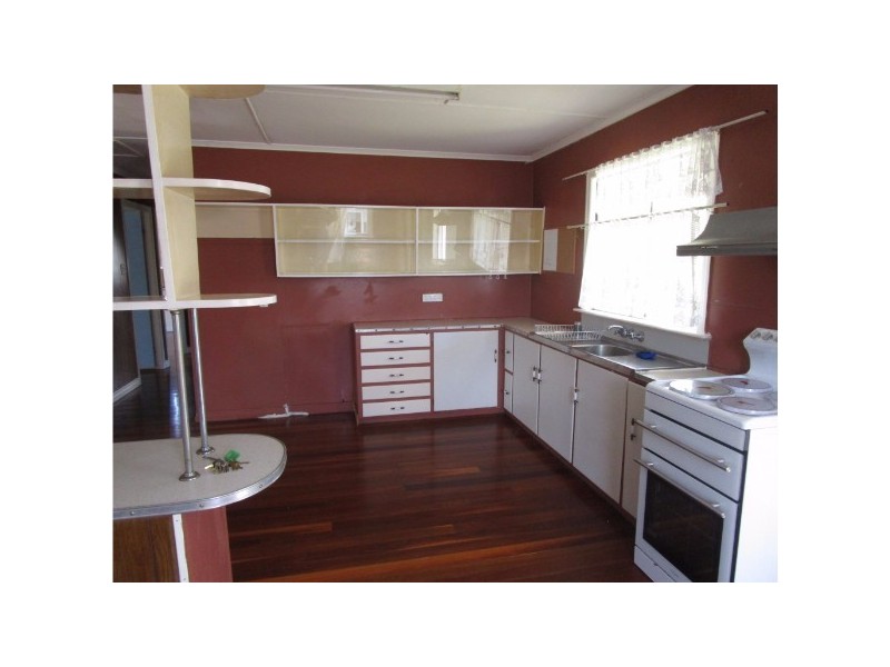 59 North Station Road, North Booval QLD 4304