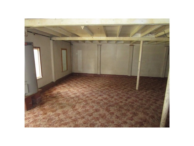 59 North Station Road, North Booval QLD 4304