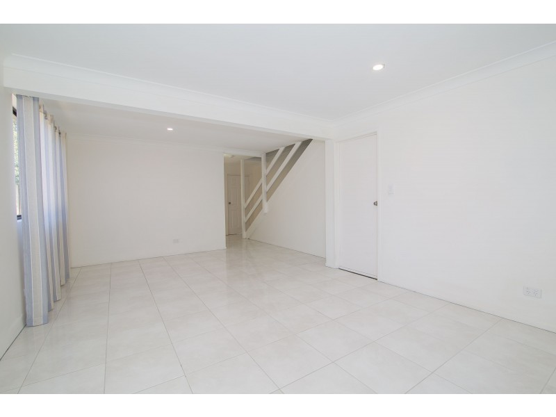 7 WHISSEN COURT, Collingwood Park QLD 4301