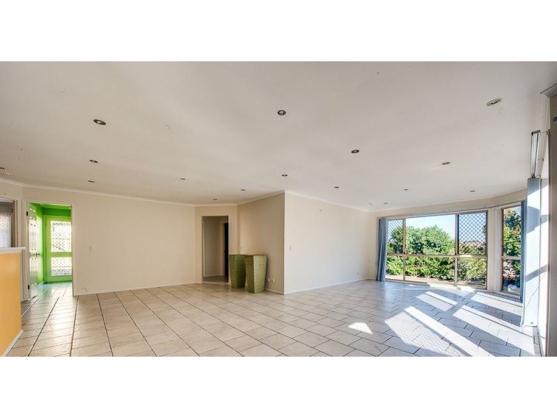 135 Gibbs Avenue, Collingwood Park QLD 4301