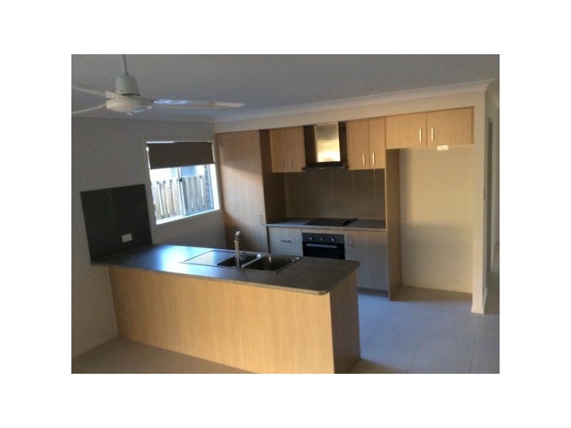 46 CAHILL CRESCENT, Collingwood Park QLD 4301