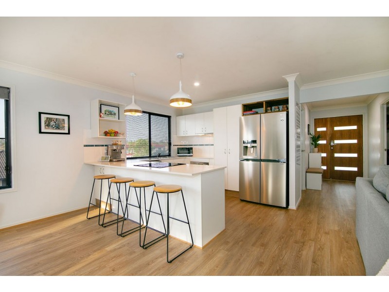 33 Bassili Drive, Collingwood Park QLD 4301