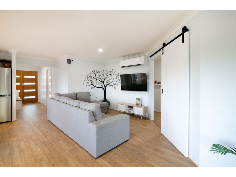 33 Bassili Drive, Collingwood Park QLD 4301