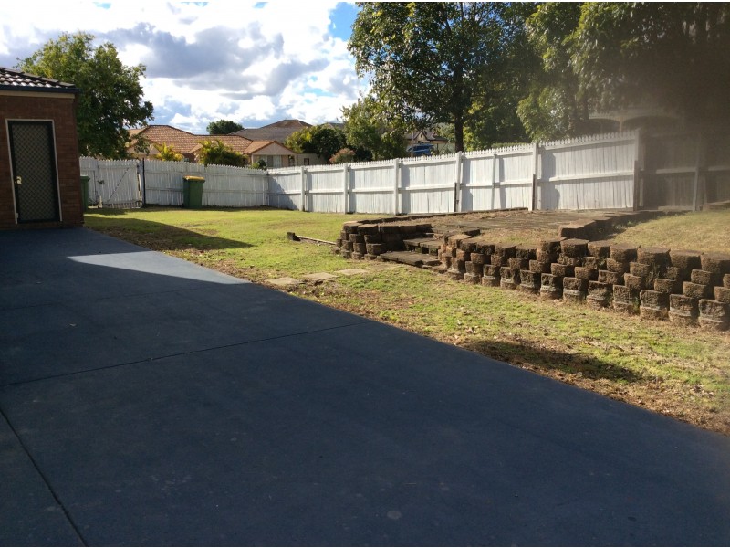 106 WOODCREST WAY, Springfield QLD 4300