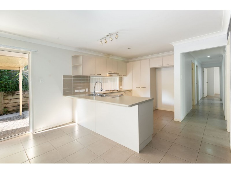 31 Conway Street, Riverview QLD 4303