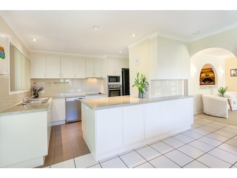 4 PAUL TULLY AVENUE, Collingwood Park QLD 4301
