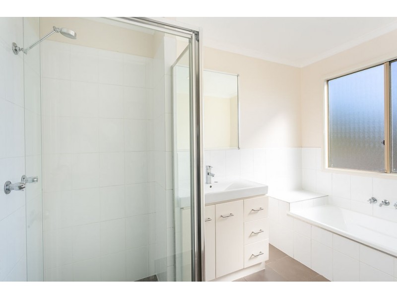 17 GRIFFIN CRESCENT, Collingwood Park QLD 4301