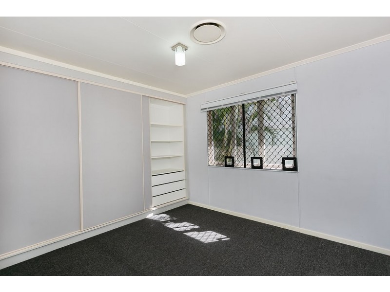 94 Old Ipswich Road, Riverview QLD 4303