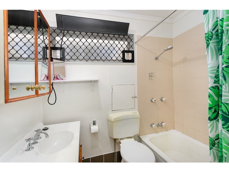 94 Old Ipswich Road, Riverview QLD 4303