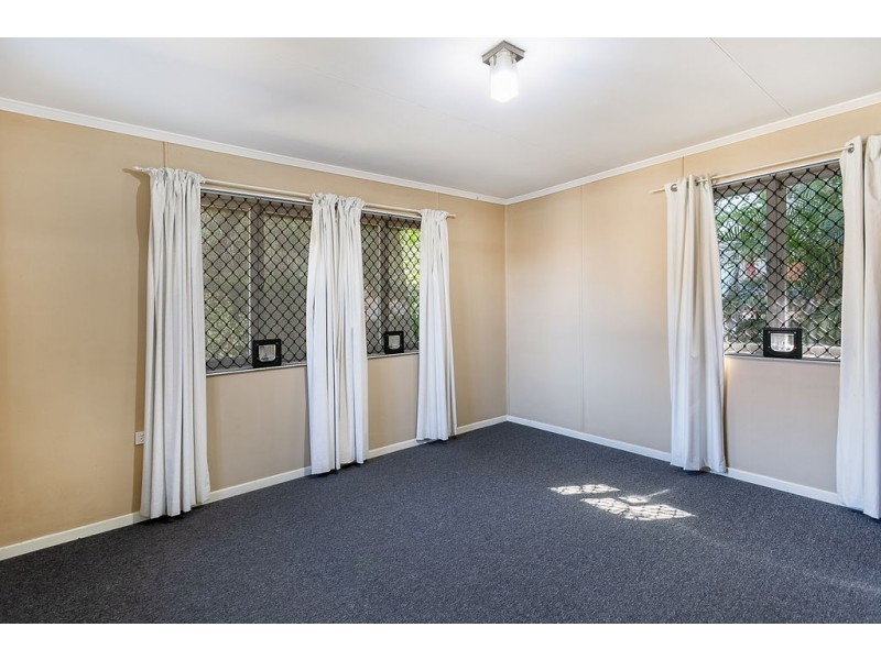 94 Old Ipswich Road, Riverview QLD 4303