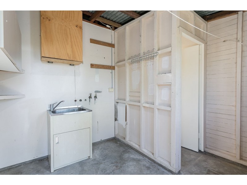 94 Old Ipswich Road, Riverview QLD 4303