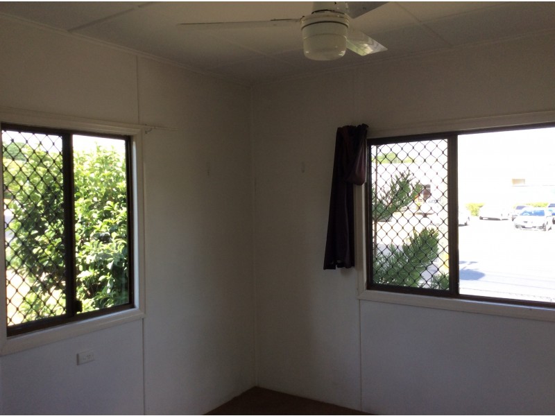 26 Cole Street, Booval QLD 4304