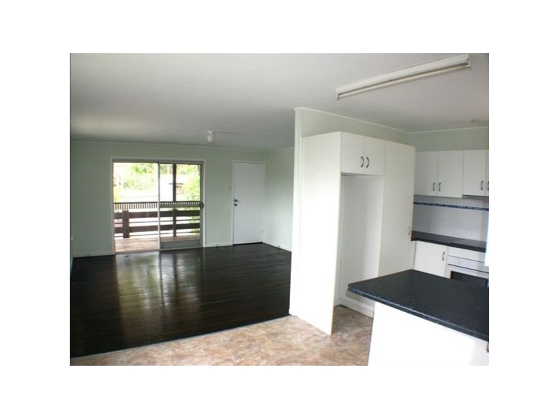 44 Tessman Street, Riverview QLD 4303