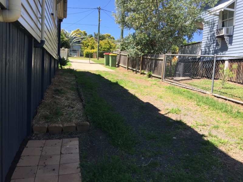 14 Campbell Street, Woodend QLD 4305