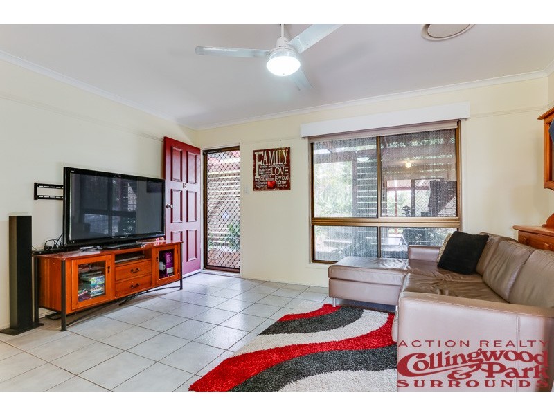 8 Fisher Street, Collingwood Park QLD 4301