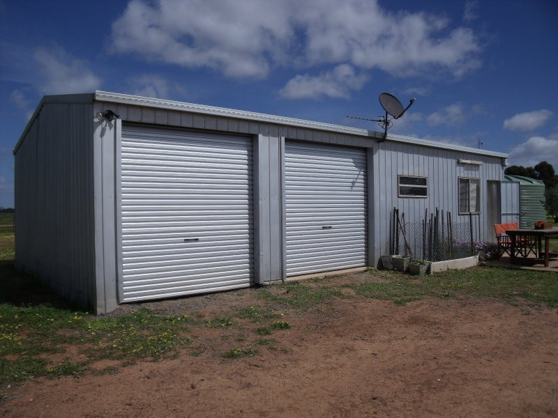 Chamberlain’s Road, Inglewood VIC 3517