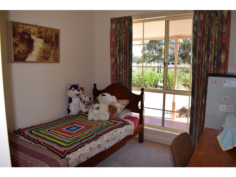 427 Ervins Road, Pyramid Hill VIC 3575