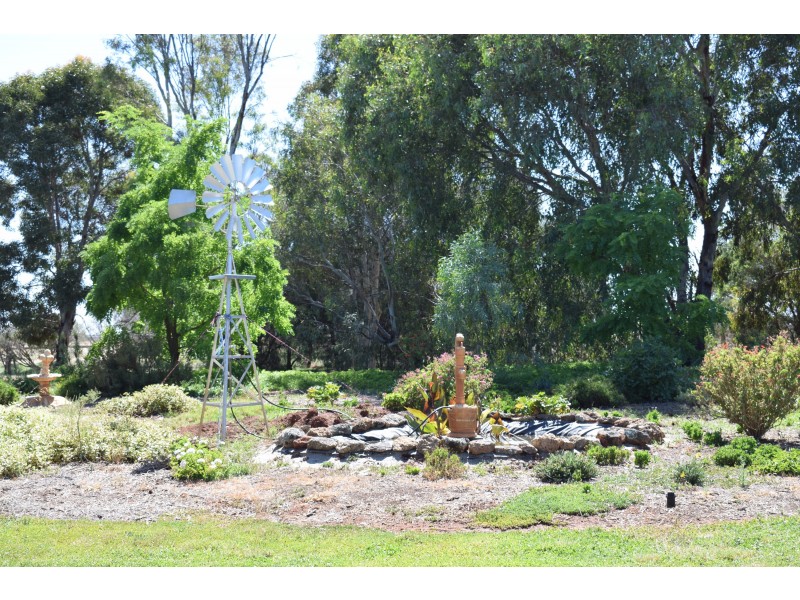 427 Ervins Road, Pyramid Hill VIC 3575