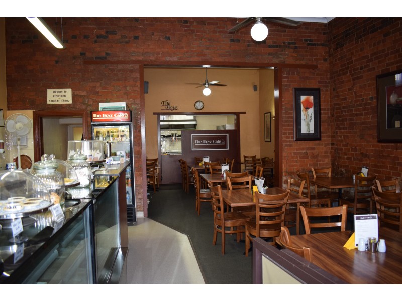 27 High Street, Charlton VIC 3525