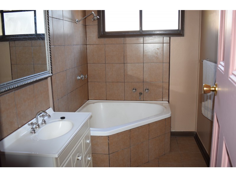 53 Sullivan Street, Inglewood VIC 3517